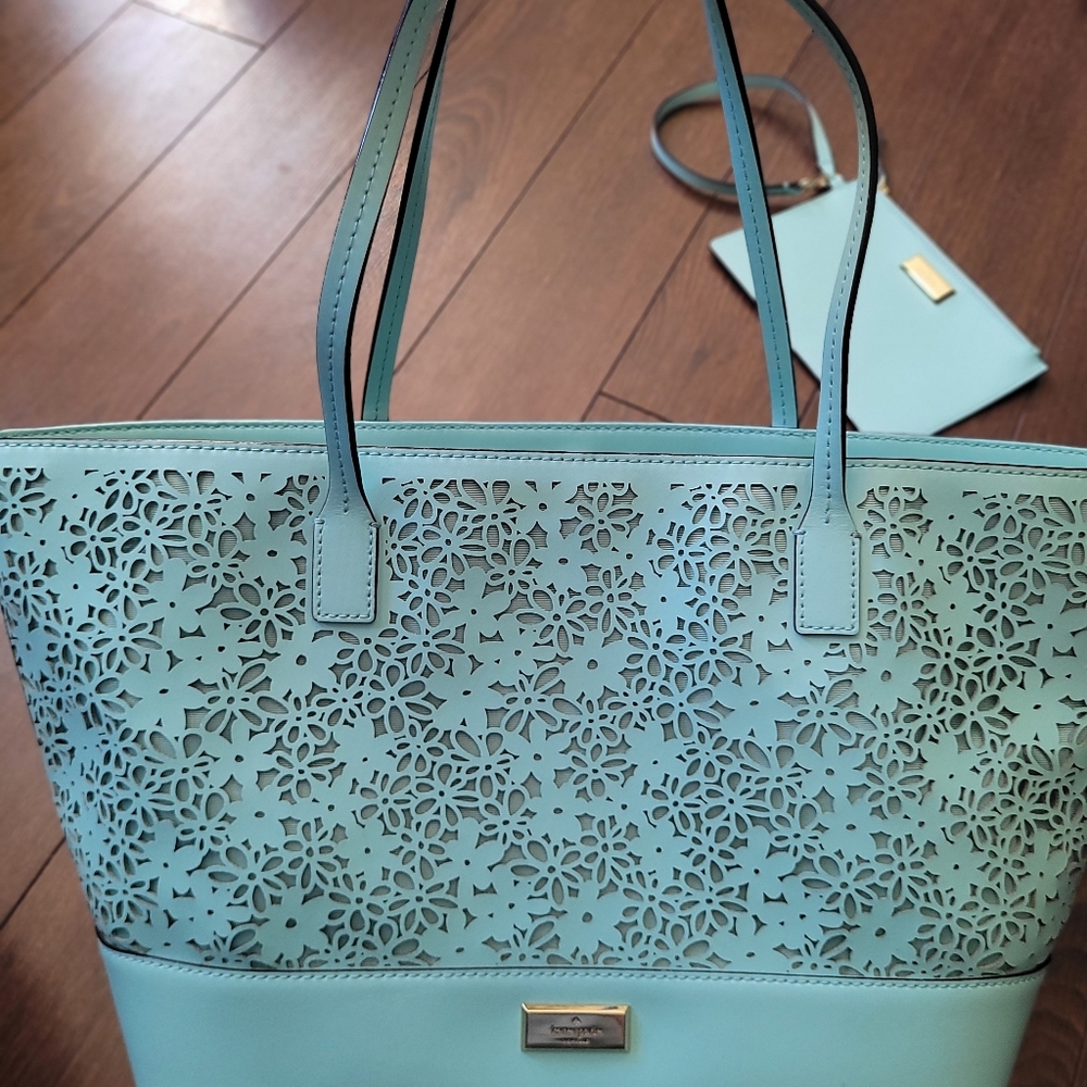 Kate Spade Floral Tote And Pouch - Picture 2 of 8